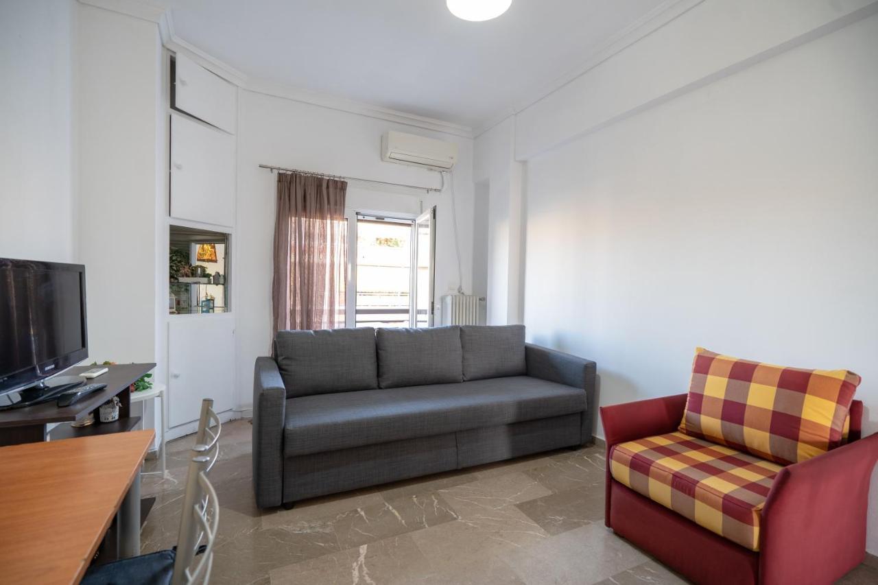Dimotiko Theatro Metro St. 1 Bedroom 4 Pers. Flat Piraeus Buitenkant foto