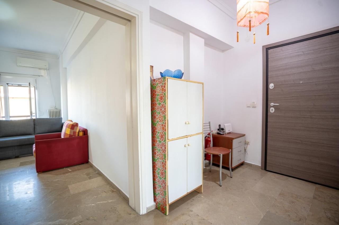 Dimotiko Theatro Metro St. 1 Bedroom 4 Pers. Flat Piraeus Buitenkant foto