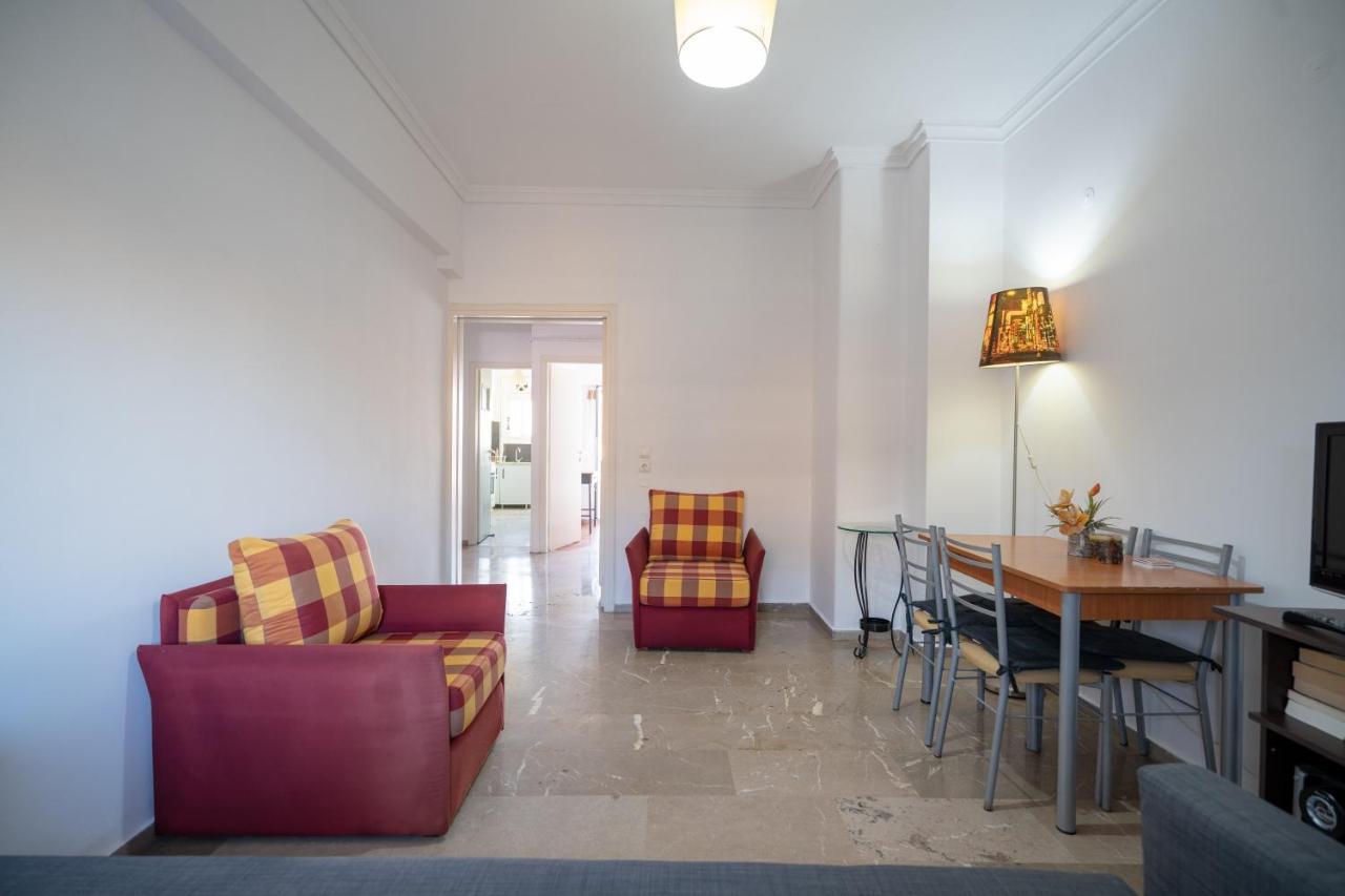 Dimotiko Theatro Metro St. 1 Bedroom 4 Pers. Flat Piraeus Buitenkant foto