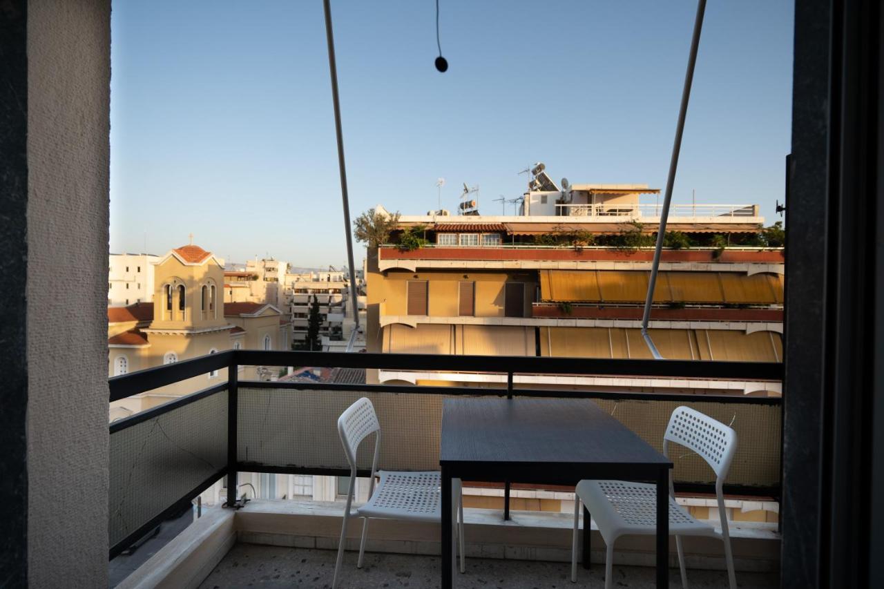 Dimotiko Theatro Metro St. 1 Bedroom 4 Pers. Flat Piraeus Buitenkant foto